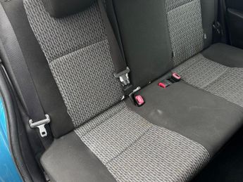 TOYOTA YARIS 1.33 Dual VVT-i Icon Plus Multidrive S Euro 5 5dr