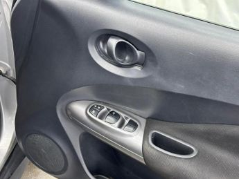 NISSAN JUKE 1.6 Visia Euro 6 5dr