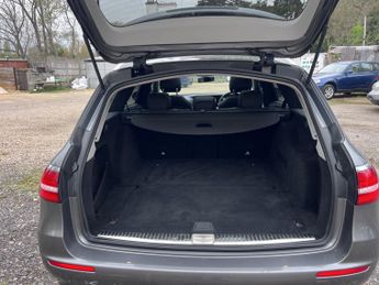 MERCEDES-BENZ E CLASS 2.0 E220d SE