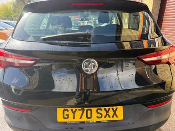 VAUXHALL GRANDLAND X 1.2 Turbo SE