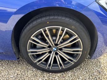 BMW 3 SERIES 2.0 330e M Sport Saloon