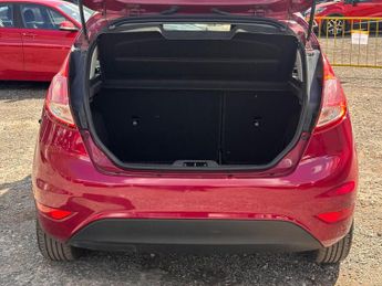 FORD FIESTA 1.0T EcoBoost Zetec Euro 5 (s/s) 5dr