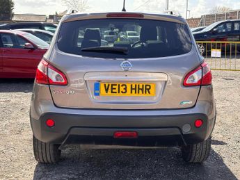 NISSAN QASHQAI 1.6 dCi Tekna 2WD Euro 5 5dr (AVM)