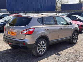 NISSAN QASHQAI 1.6 dCi Tekna 2WD Euro 5 5dr (AVM)