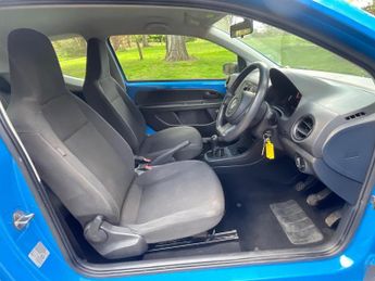 VOLKSWAGEN UP! 1.0 Take up! Euro 5 3dr