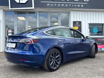 TESLA MODEL 3 Standard Range Plus Auto RWD 4dr