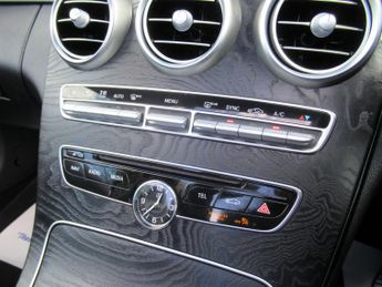 MERCEDES-BENZ C CLASS 2.1 C220d AMG Line (Premium Plus) Cabriolet G-Tronic+ Euro 6 (s/