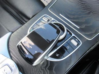 MERCEDES-BENZ C CLASS 2.1 C220d AMG Line (Premium Plus) Cabriolet G-Tronic+ Euro 6 (s/