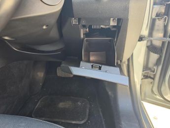 VAUXHALL INSIGNIA 2.0 CDTi Exclusiv Auto Euro 5 5dr