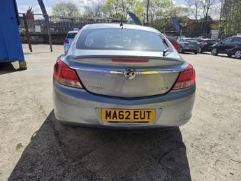 VAUXHALL INSIGNIA 2.0 CDTi Exclusiv Auto Euro 5 5dr