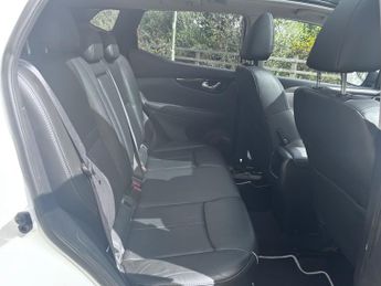 NISSAN QASHQAI 1.5 dCi Tekna