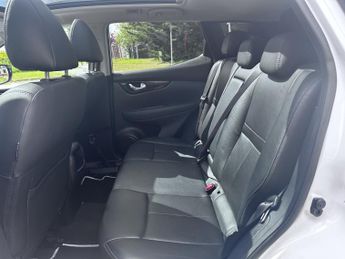 NISSAN QASHQAI 1.5 dCi Tekna