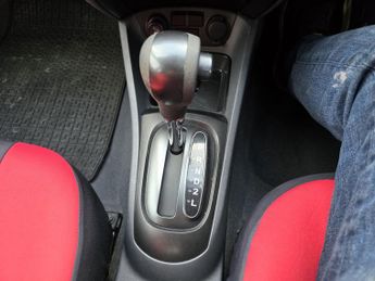 KIA RIO 1.4 2