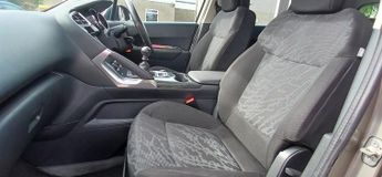 PEUGEOT 3008 1.6 HDi Sport