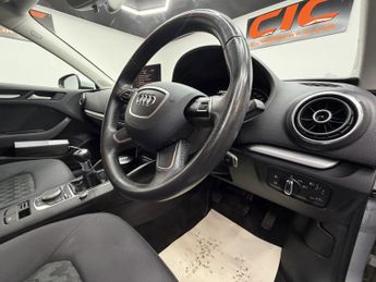 AUDI A3 1.6 TDI SE