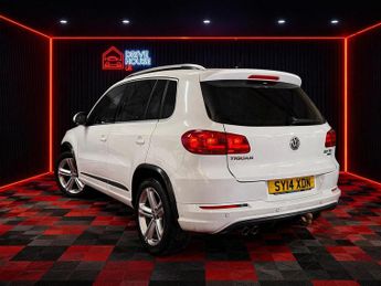 VOLKSWAGEN TIGUAN 2.0 TDI BlueMotion Tech R-Line
