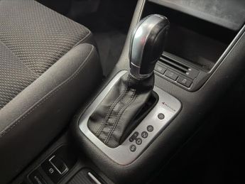 VOLKSWAGEN TIGUAN 2.0 TDI BlueMotion Tech R-Line