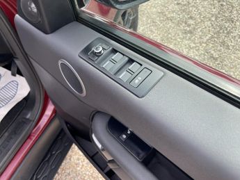 LAND ROVER DISCOVERY 2.0 SD4 SE