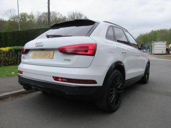 AUDI Q3 1.4 TFSI CoD Black Edition S Tronic Euro 6 (s/s) 5dr