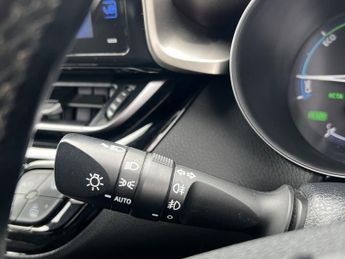 TOYOTA C-HR 1.8 VVT-h Excel