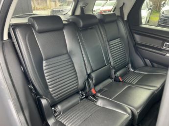 LAND ROVER DISCOVERY SPORT 2.0 SD4 HSE Luxury