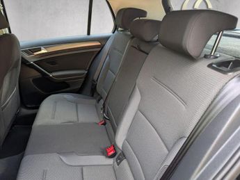 VOLKSWAGEN GOLF 1.5 TSI EVO BlueMotion Tech SE Nav DSG Euro 6 (s/s) 5dr