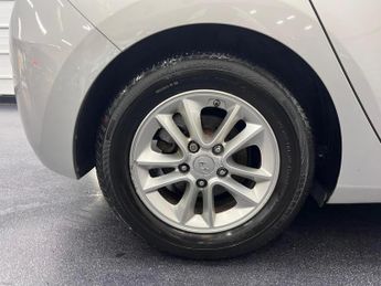 HYUNDAI I30 1.6 CRDi Blue Drive SE Euro 6 (s/s) 5dr