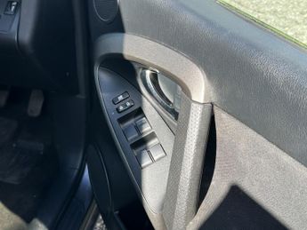 TOYOTA RAV4 2.2 D-4D XT-R