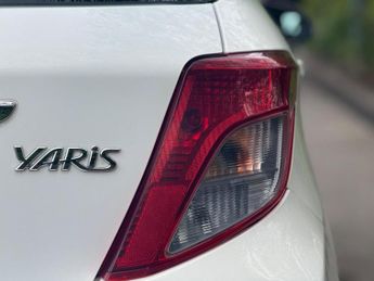 TOYOTA YARIS 1.33 Dual VVT-i TR Multidrive S Euro 5 5dr