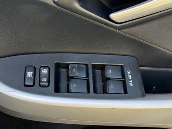 TOYOTA PRIUS 1.8 VVT-h T Spirit CVT Euro 6 (s/s) 5dr