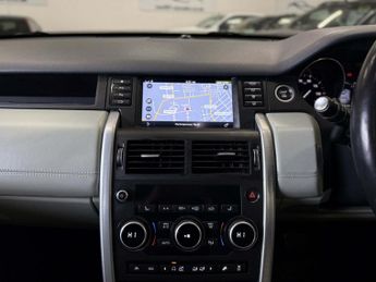 LAND ROVER DISCOVERY SPORT 2.0 TD4 HSE Luxury