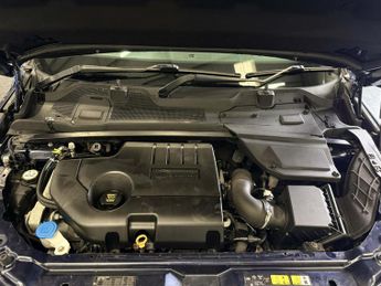LAND ROVER DISCOVERY SPORT 2.0 TD4 HSE Luxury