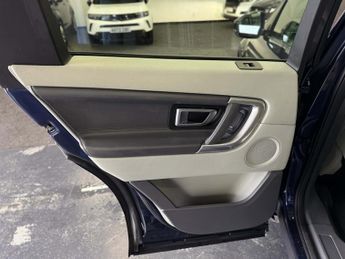 LAND ROVER DISCOVERY SPORT 2.0 TD4 HSE Luxury