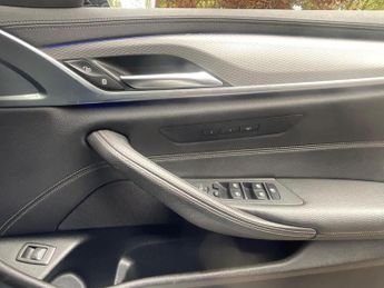 BMW 5 SERIES 3.0 530d M Sport Touring Auto Euro 6 (s/s) 5dr