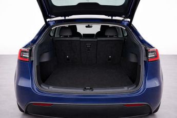 TESLA MODEL Y (Dual Motor) Long Range