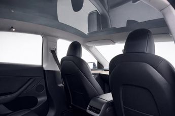 TESLA MODEL Y (Dual Motor) Long Range