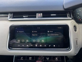 LAND ROVER RANGE ROVER VELAR 2.0 D240 R-Dynamic SE