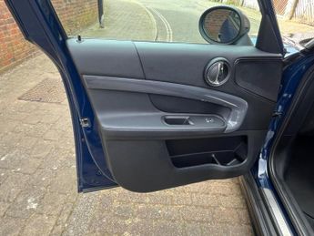 MINI COUNTRYMAN 1.5 F60 MINI Countryman Cooper S E Classic