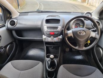 TOYOTA AYGO 1.0 VVT-i Mode