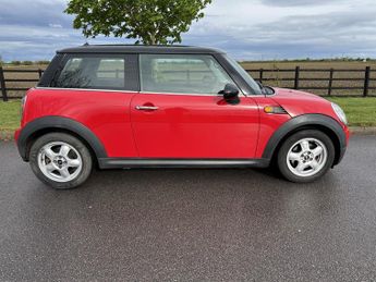 MINI HATCH 1.6 Cooper D Hatch