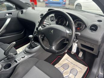 PEUGEOT RCZ 1.6 THP Sport