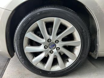 VOLVO V60 2.0 D4 SE Lux Nav