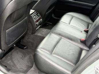 BMW 7 SERIES 3.0 730d SE Saloon