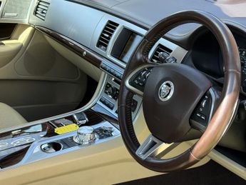 JAGUAR XF 2.2 d Portfolio