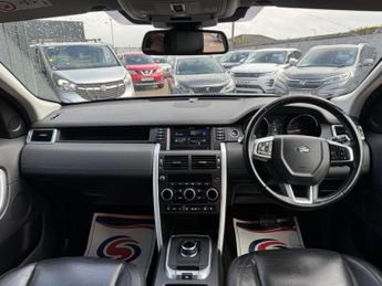 LAND ROVER DISCOVERY SPORT 2.0 TD4 HSE Black Auto 4WD Euro 6 (s/s) 5dr