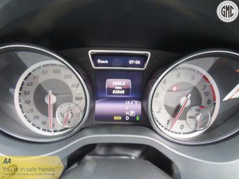 MERCEDES-BENZ GLA 2.0 GLA250 AMG Line Premium Plus 4Matic