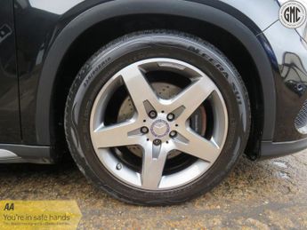 MERCEDES-BENZ GLA 2.0 GLA250 AMG Line Premium Plus 4Matic