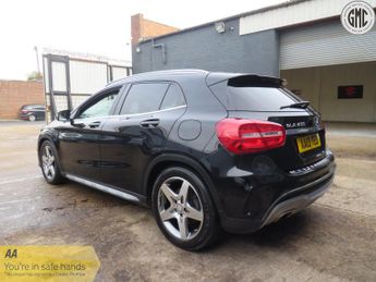 MERCEDES-BENZ GLA 2.0 GLA250 AMG Line Premium Plus 4Matic