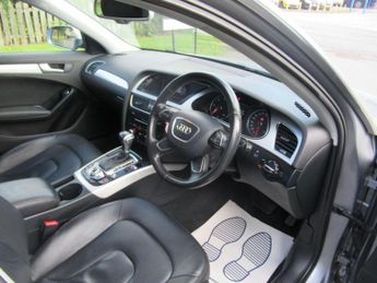 AUDI A4 AVANT 2.0 TDI SE Technik S Tronic quattro Euro 5 (s/s) 5dr