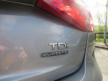 AUDI A4 AVANT 2.0 TDI SE Technik S Tronic quattro Euro 5 (s/s) 5dr